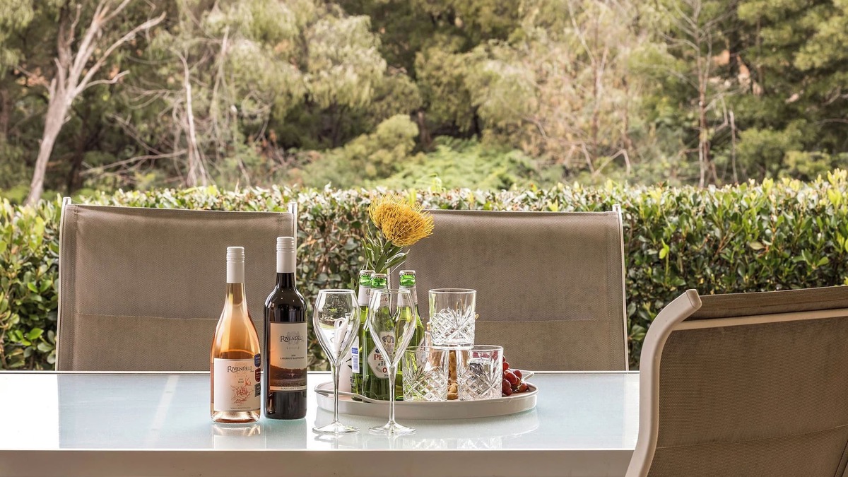 Yallingup Siding House | Stunning contemporary villa providing all you need to relax & unwind.