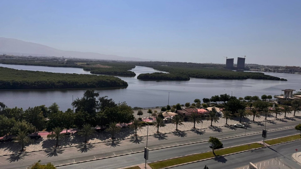 Al Seer Apartment | Stunning Corniche view in Ras Al-Khaimah