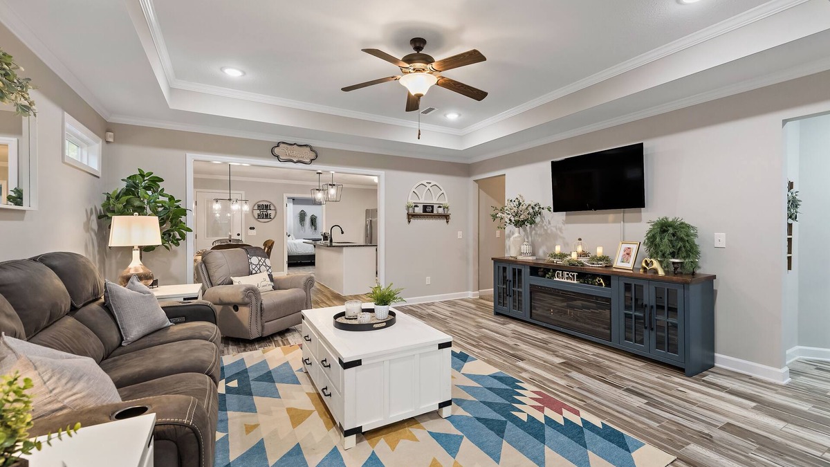 Enterprise House | Stunning Cottage home with King bed! Pet-friendly!