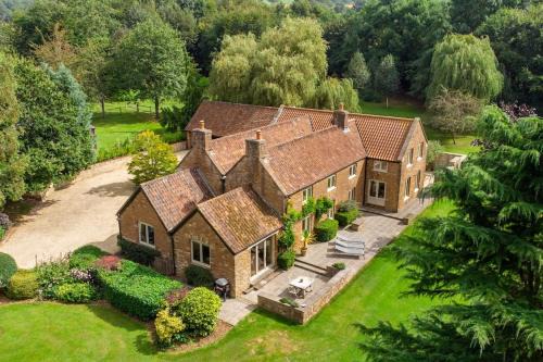 Cameley House | Stunning Country Farm House between Bristol & Bath