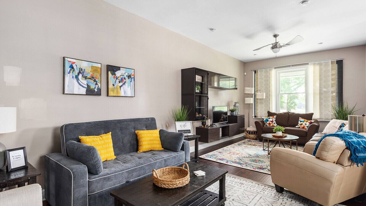Holy Cross House | Stunning downtown beauty - minutes from all Indianapolis has to offer!