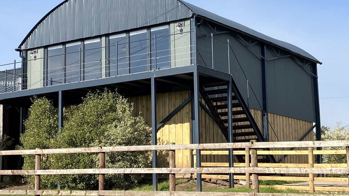 Whitchurch House | Stunning Dutch Barn conversion in the Shropshire countryside