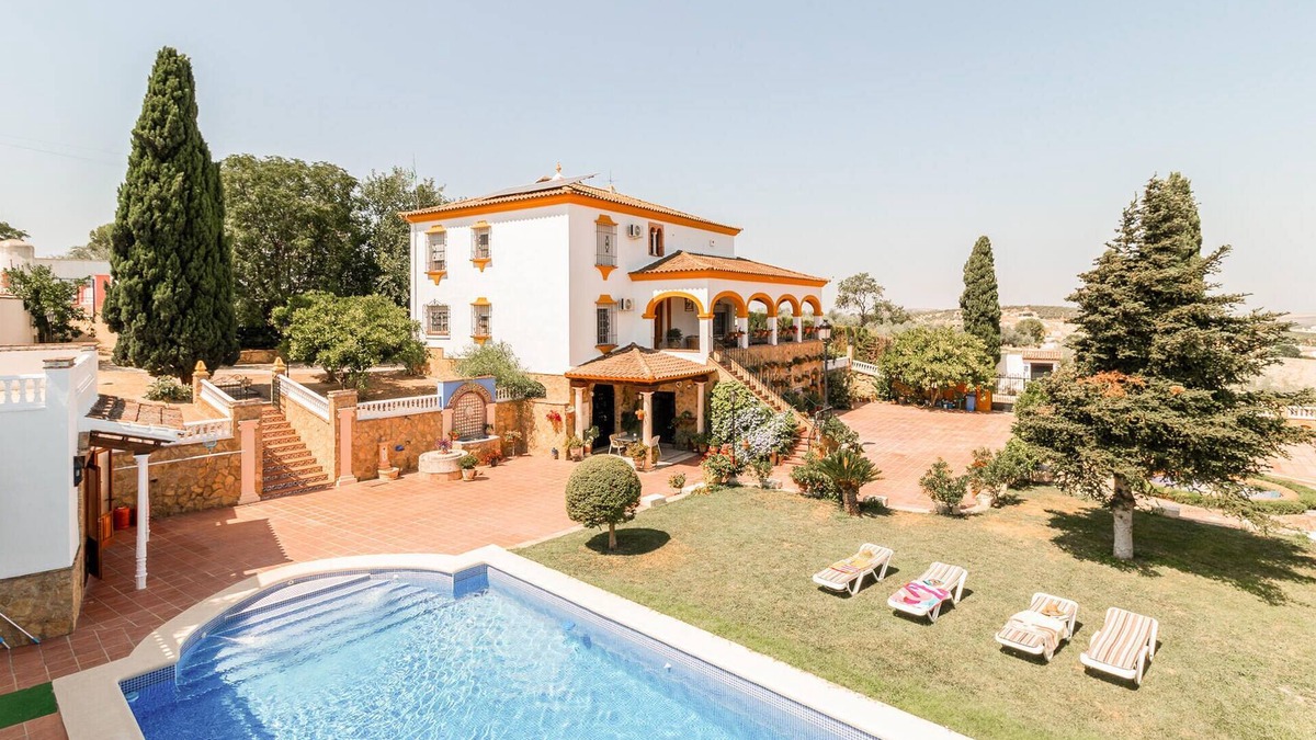 Aguilar de la Frontera House | Stunning home in Aguilar de la Frontera