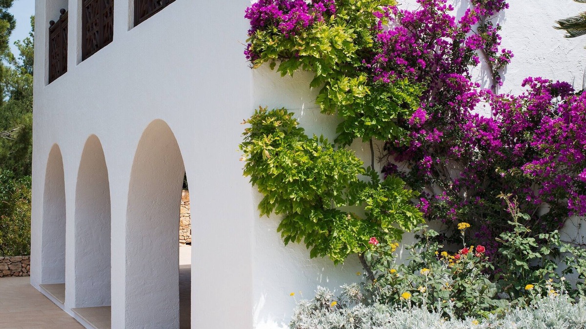 Sant Joan de Labritja Villa | Stunning Ibiza Villa | 6 Bedrooms | Villa Santy | Gorgeous Sea & Mountain Views.