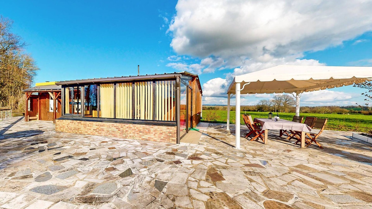 La Bazouge-de-Chemere House | Stunning home in La Bazouge-de-Chemeré
