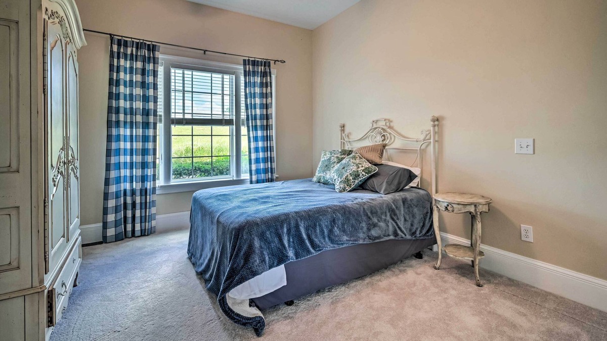 Gettysburg House | Stunning Gettysburg Estate ~ 15 Min to Skiing