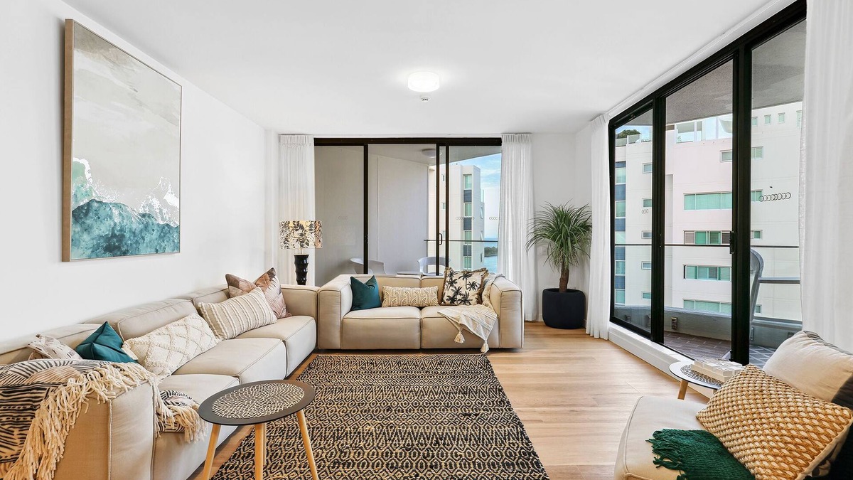 Labrador Apartment | Stunning Gold Coast two bedroom