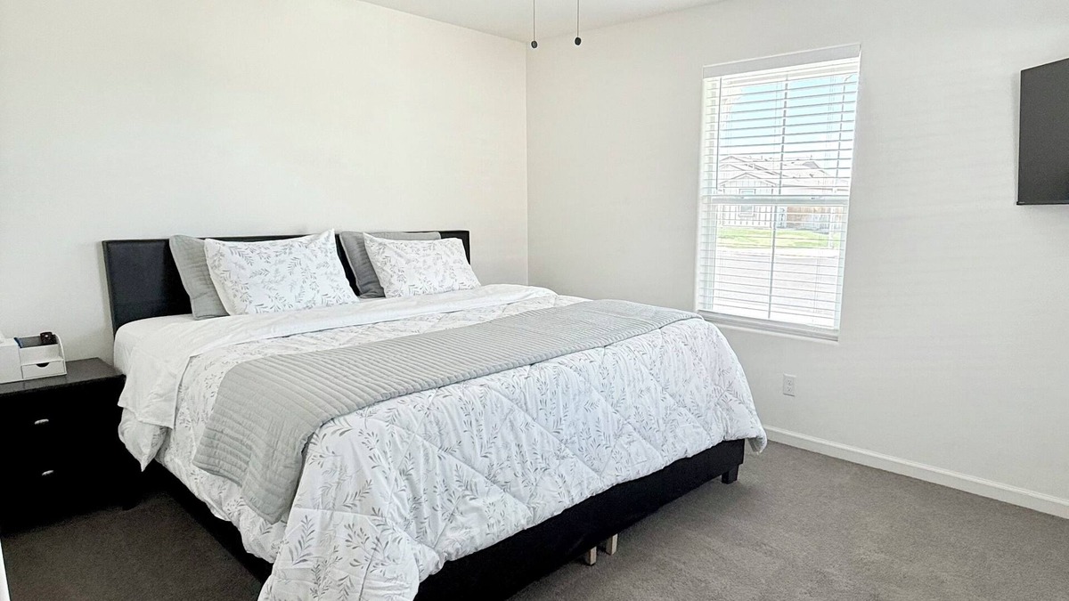 Pumpkin Center Apartment | Stunning guest suite in Southwest Bakersfield