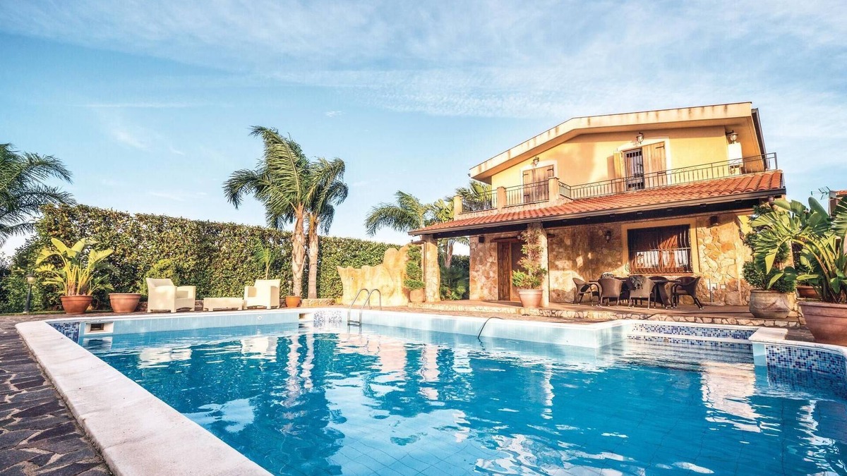 Torre Colonna-sperone House | Stunning home in Altavilla Milicia (PA)