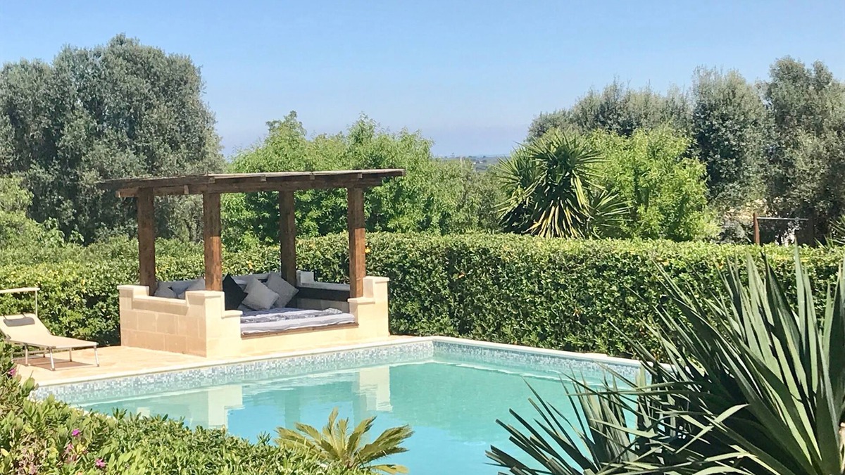 Ceglie Messapica Villa | Stunning hilltop property with big pool & panoramic views. Excellent amenities.