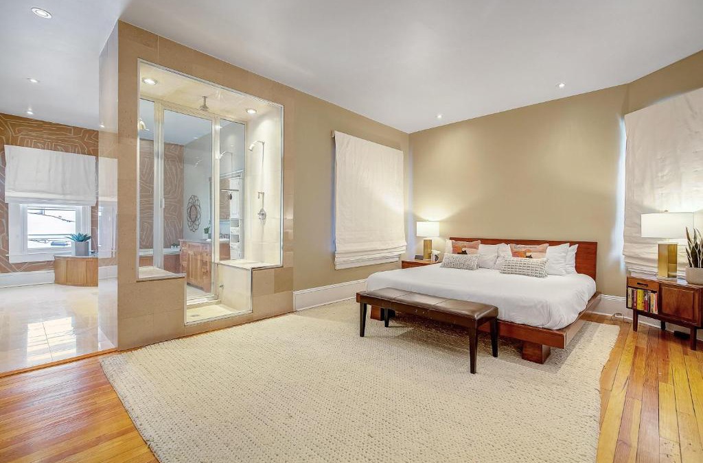 Uptown Apartment | Stunning Historic Home - DT Location! - Sleeps 8