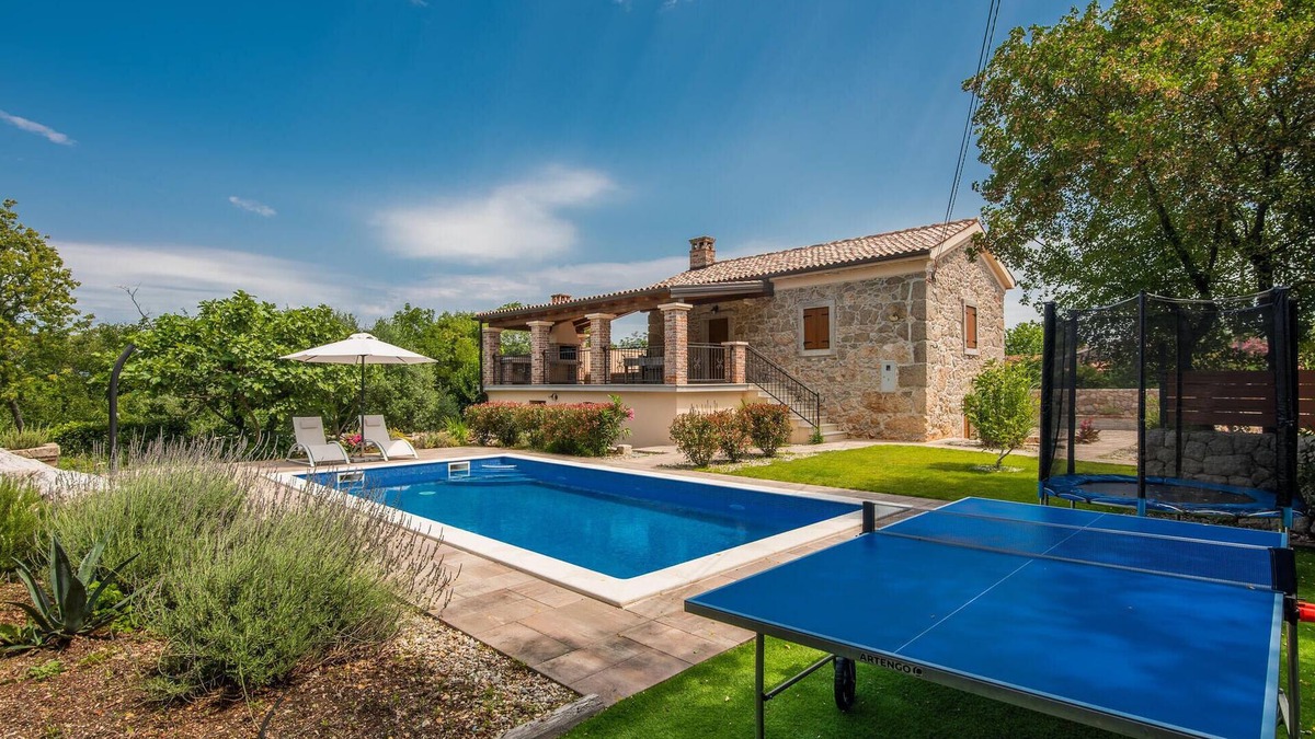 Sveti Vid Dobrinjski House | Stunning home in Svet Vid Dobrinjski