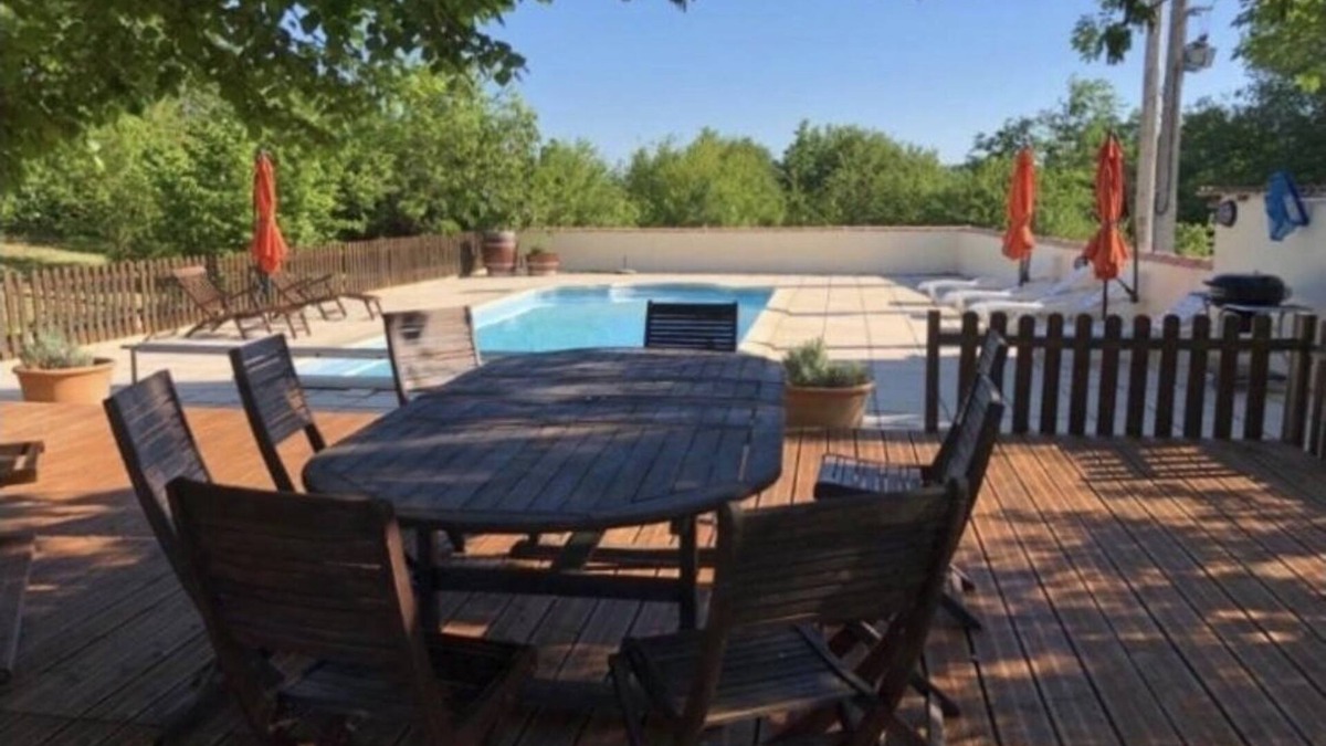 Lauraguel Villa | Stunning holiday home with seperate 1 bedroom full gite