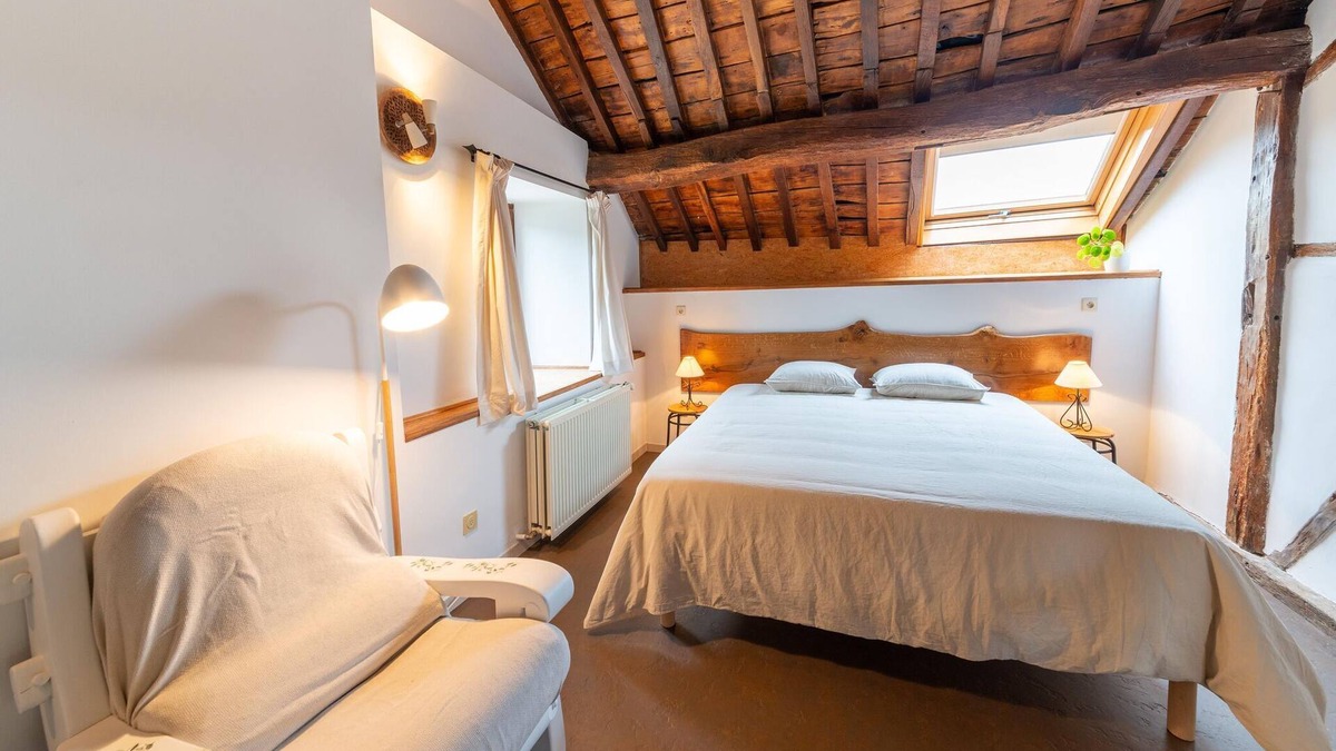 Esneux Cottage | Stunning home for 5 adults with indoor pool