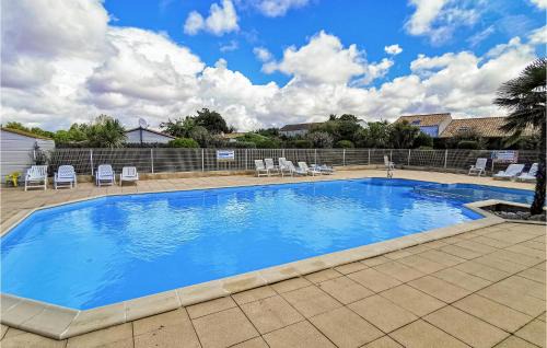 L'Aiguillon-sur-Vie House | Stunning Home In L'aiguillon-Sur-Vie