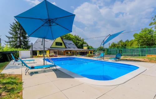 Petrinja House | Stunning Home In Brest Pokupski