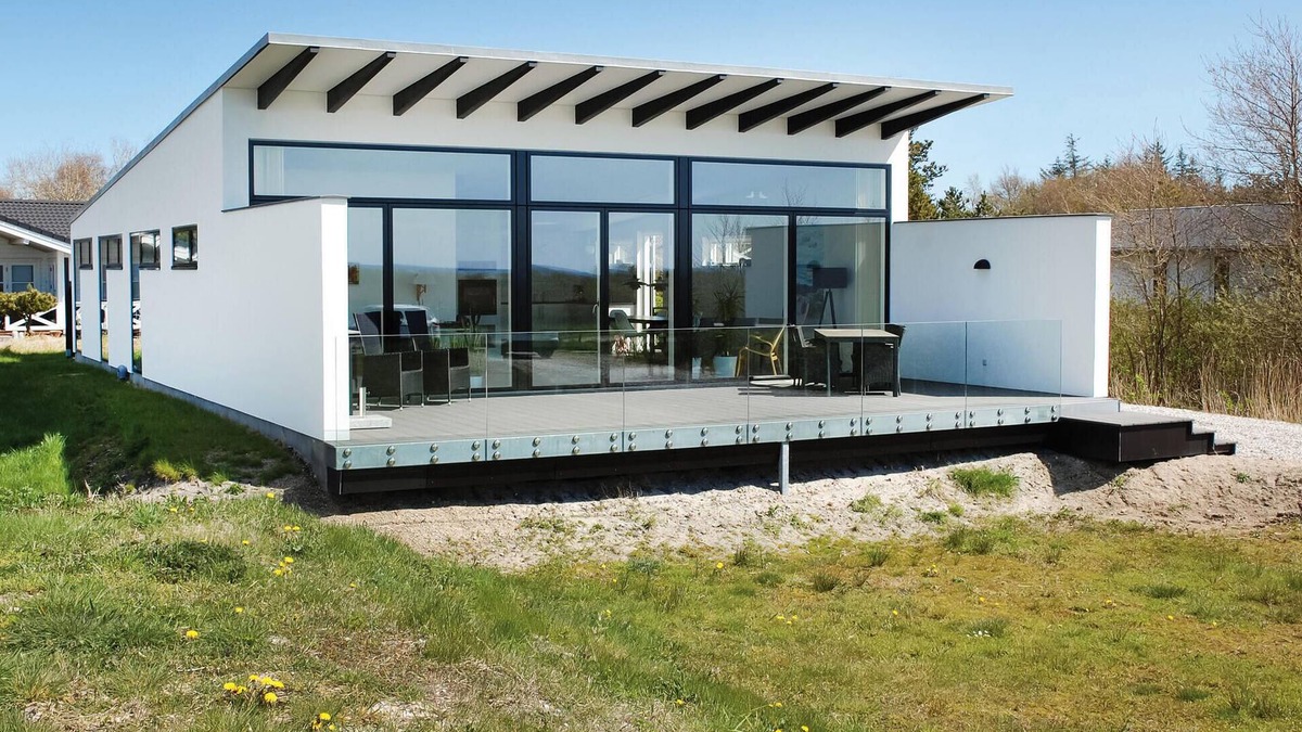 Øer Strand House | Stunning home in Ebeltoft