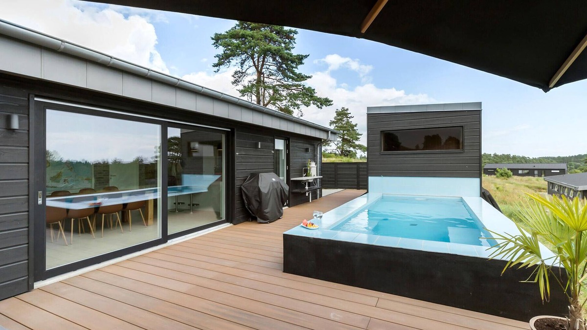 Egsmark Strand House | Stunning home in Ebeltoft with sauna