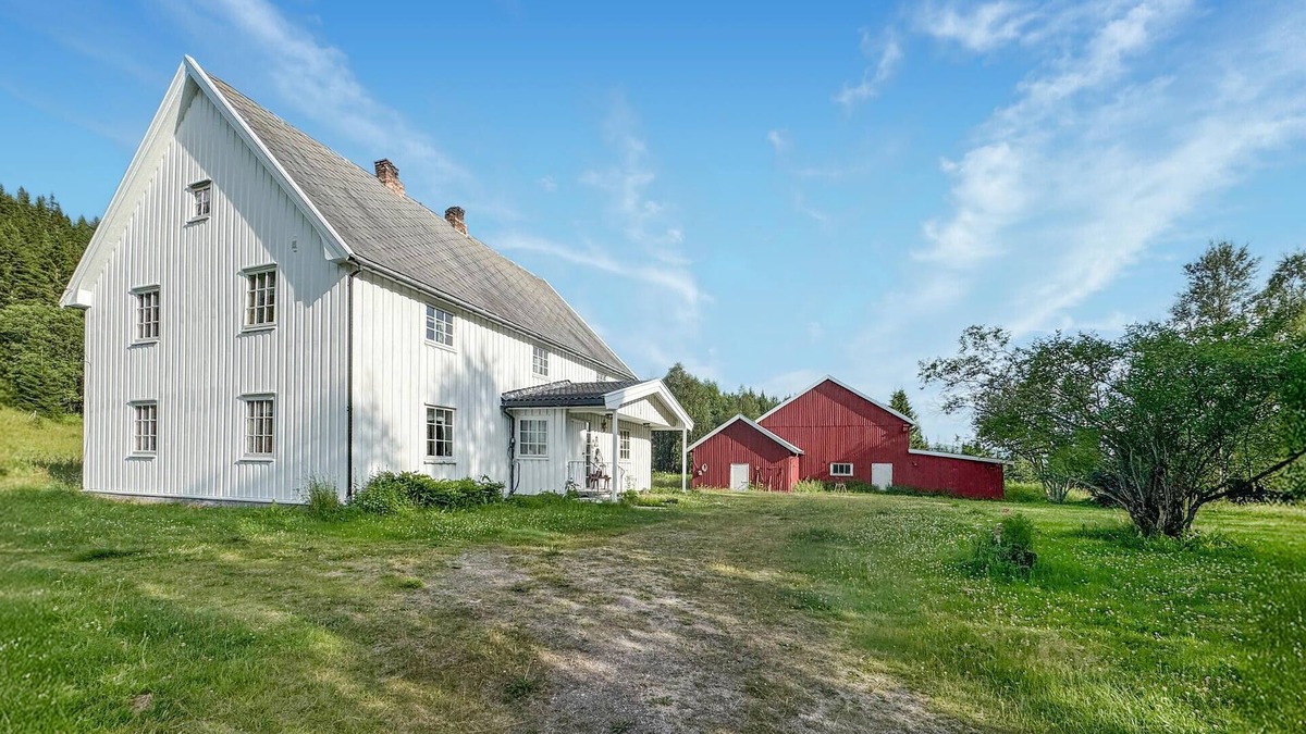 Engerdal House | Stunning home in Engerdal with WiFi
