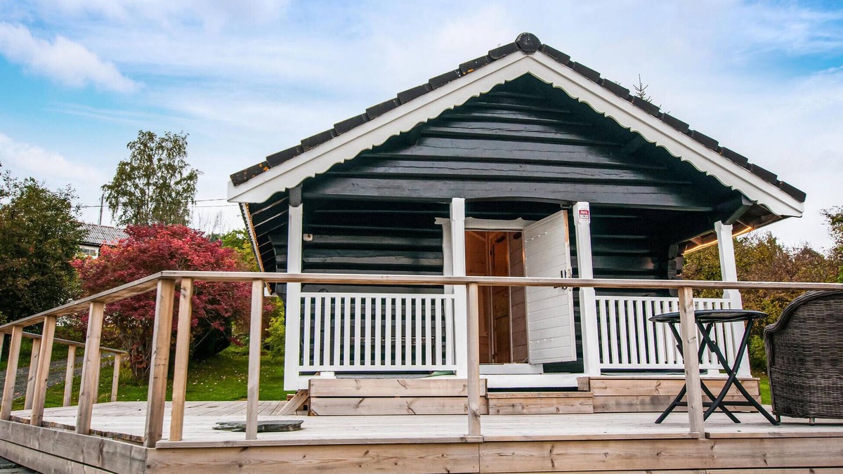 Frosta House | Stunning home in Frosta