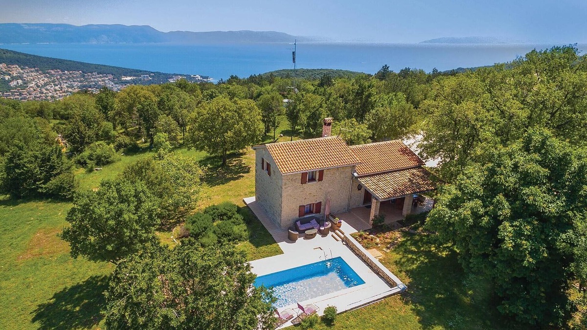Gondolici House | Stunning home in Gondolici