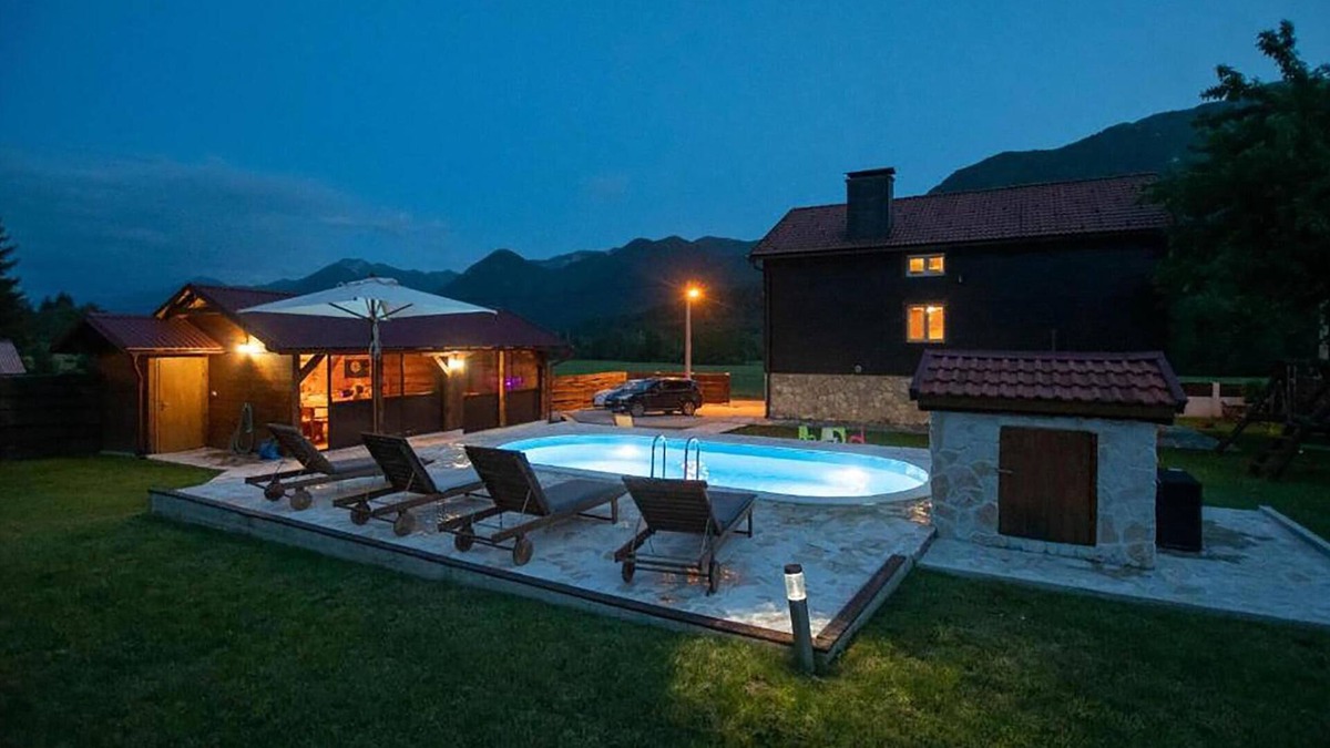 Gospic House | Stunning home in Gospic