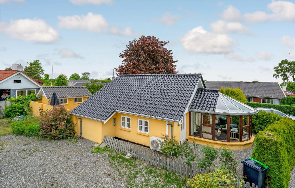 Flovt Strand House | Stunning Home In Haderslev With Wifi