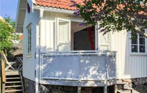 Karingon House | Stunning Home In Käringön