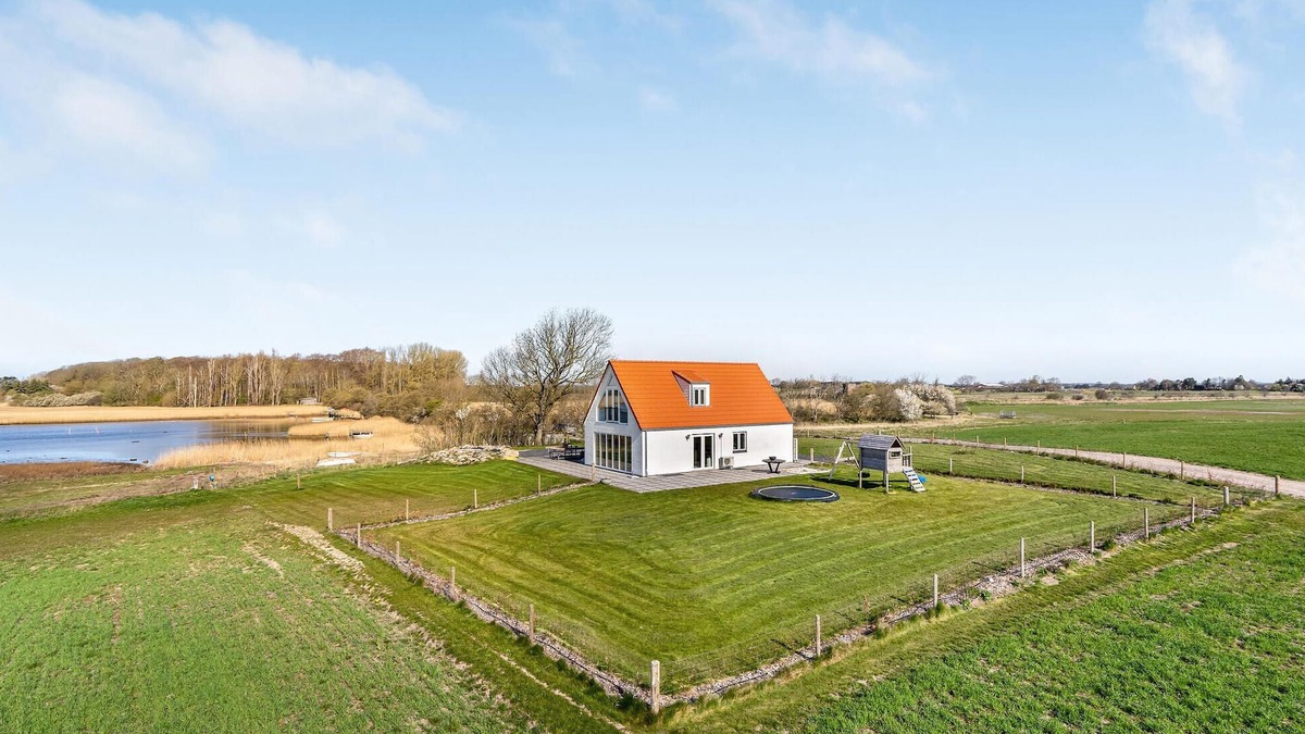 Lundby House | Stunning home in Lundby with kitchen