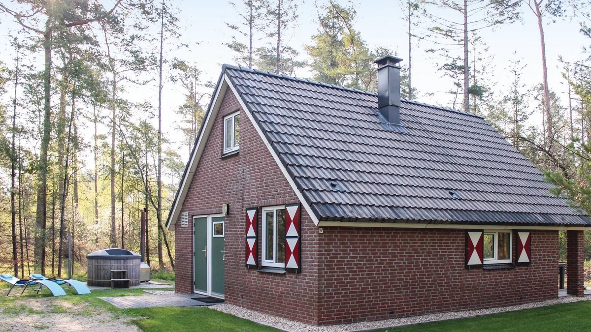 Ommen House | Stunning home in Ommen with WiFi