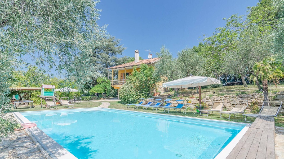 Granarola House | Stunning home in Pesaro -PU- with WiFi
