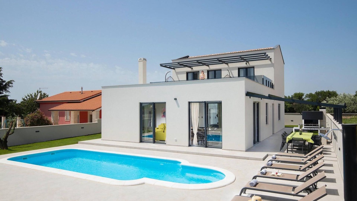 Skatari House | Stunning home in Pula