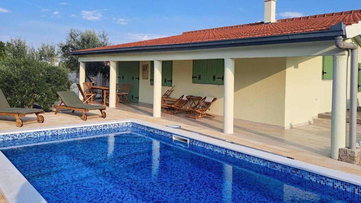 Seget House | Stunning home in Seget Gornji with WiFi