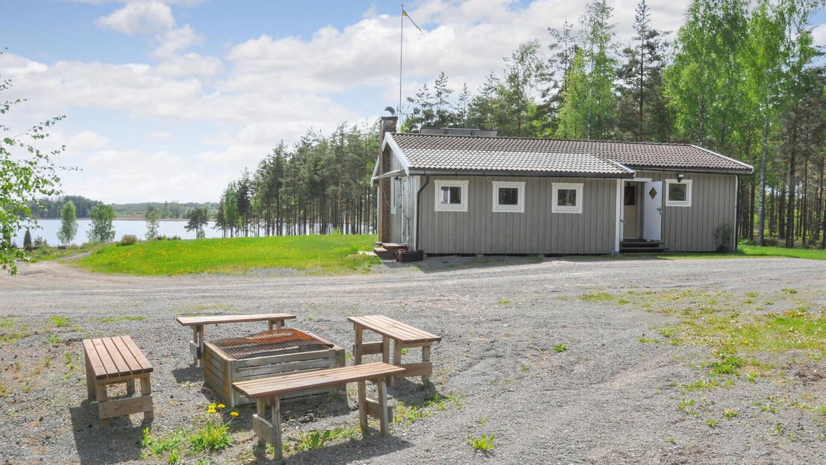 Åmål House | Stunning home in Säffle with lake view