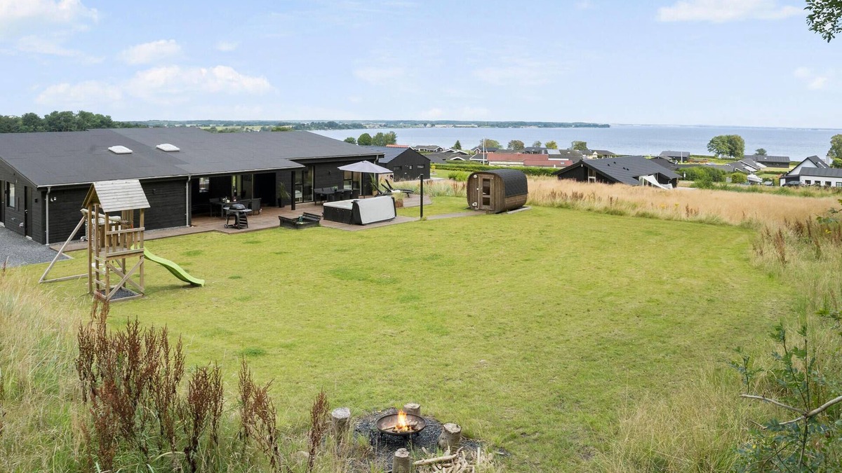 Sjølund House | Stunning home in Sjølund with sauna