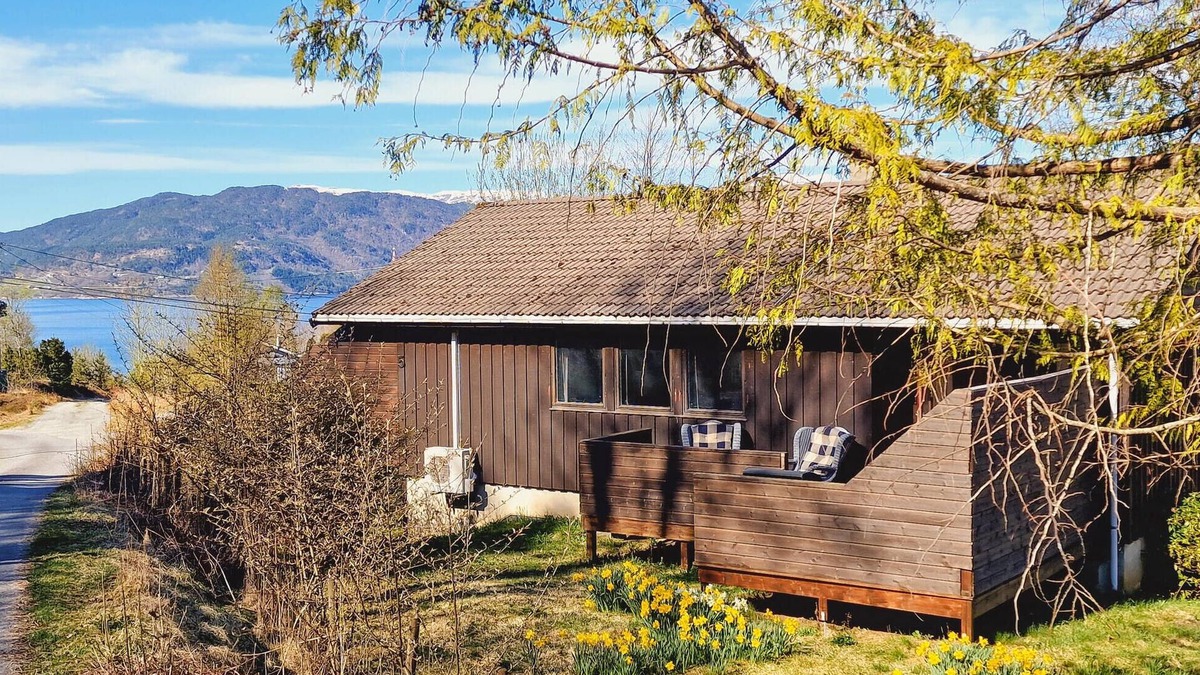 Utaker House | Stunning home in Skånevik with kitchen
