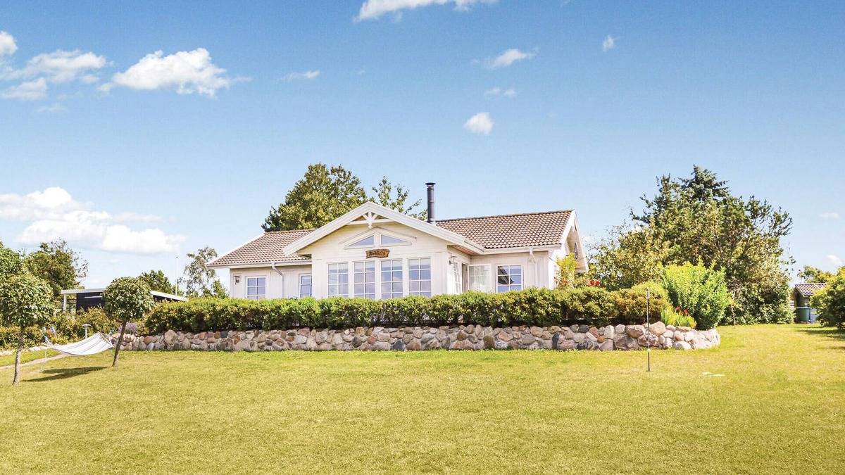 Skibby House | Stunning home in Skibby with WiFi