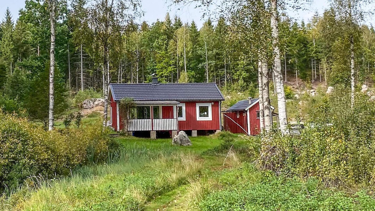 Astad House | Stunning home in Tingsryd with sauna
