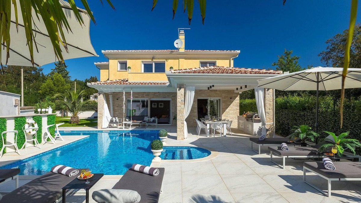 Babici House | Stunning home in Umag