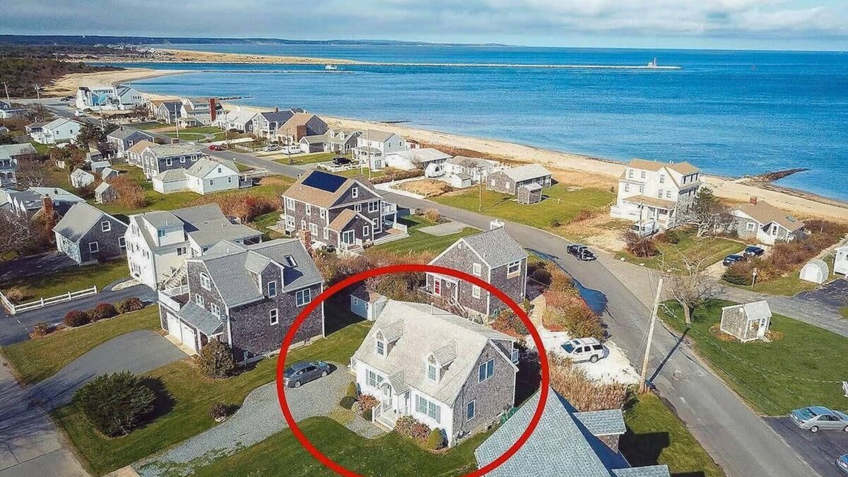 Sagamore Beach House | Stunning Home with Water Views!