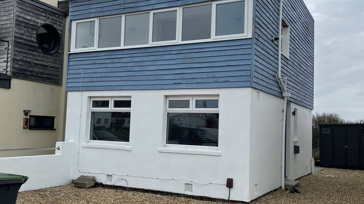 South Hayling House | Stunning House Overlooking Nature Reserve