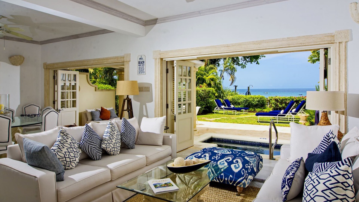 Old Trees Bay Villa | Stunning House with direct beach access