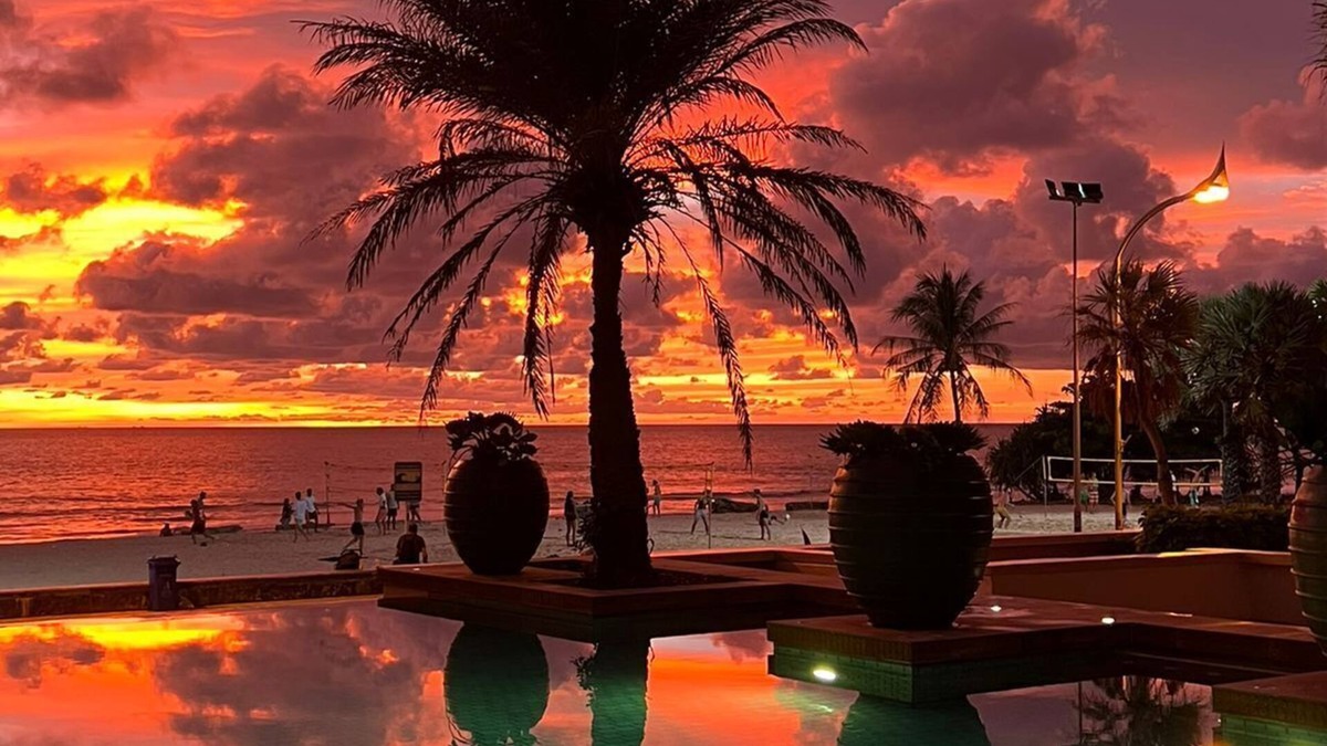 Karon Apartment | Stunning Karon Beachfront Apartment 707