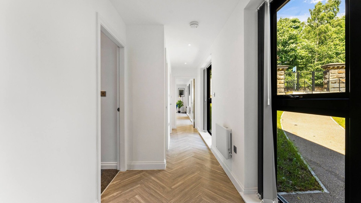 Headingley Apartment | Stunning Large Leeds Apartment - Parking