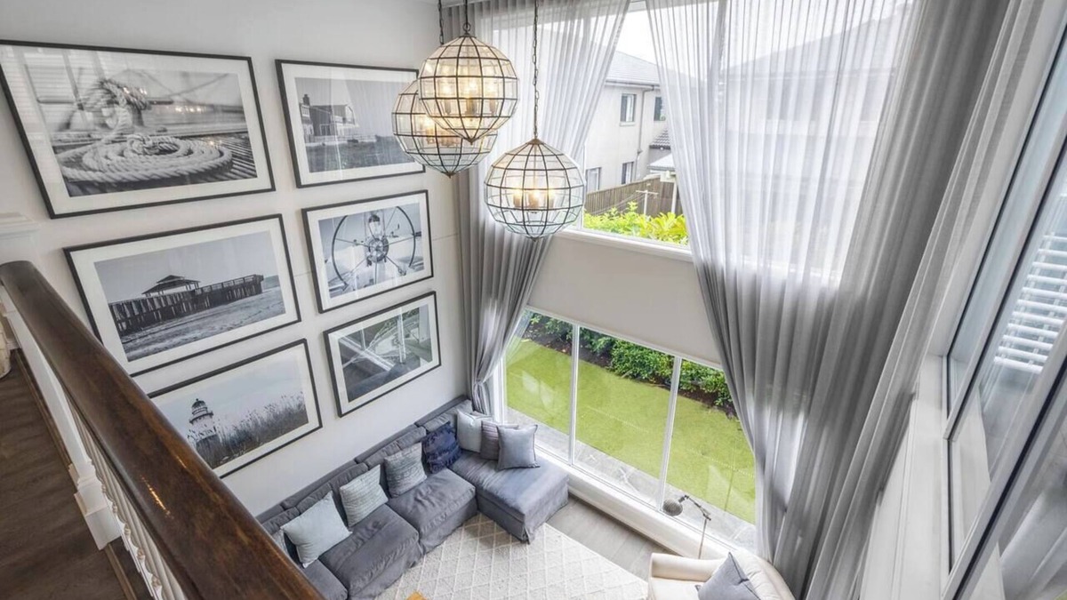Rochedale House | Stunning & Luxurious 4-Bedroom Mansion @Rochedale