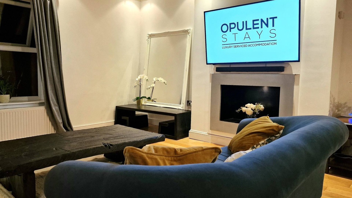 Derby Apartment | Stunning Luxury 2 Bed City Centre Apartment