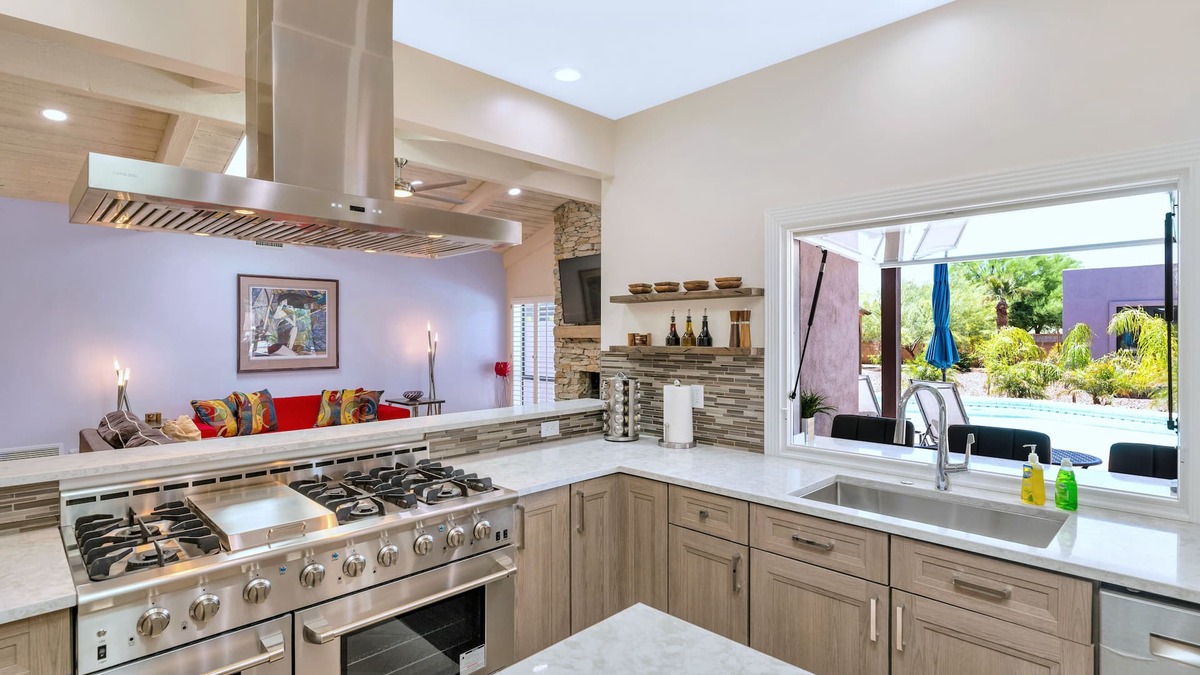 Buenavante House | Stunning, Luxury Resort Scottsdale: pool, putting, bocce, amazing amenities