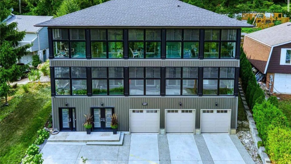 York - Haig House | Stunning Mansion in Niagara