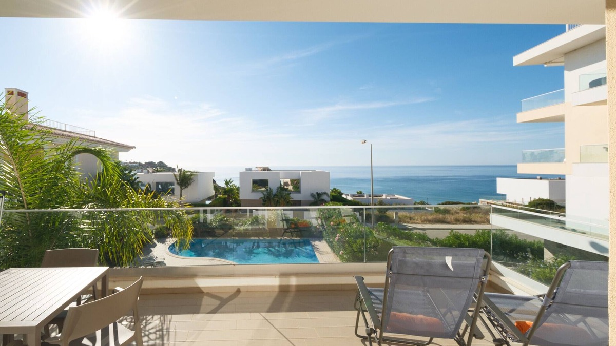 Porto de Mos Apartment | Stunning modern apartment [72]