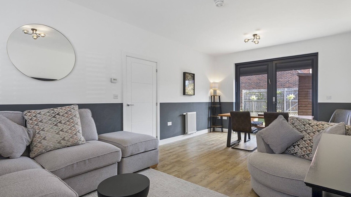 Heworth House | Stunning, Modern Eco Property in York with Parking | Pass the Keys